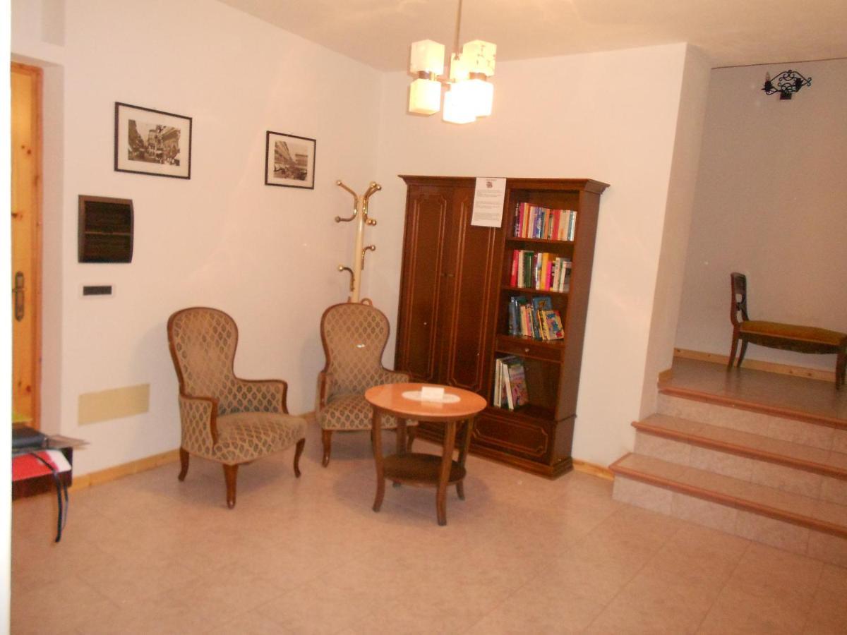 Ferienwohnung Casa Tonia Tilliarn Exterior foto