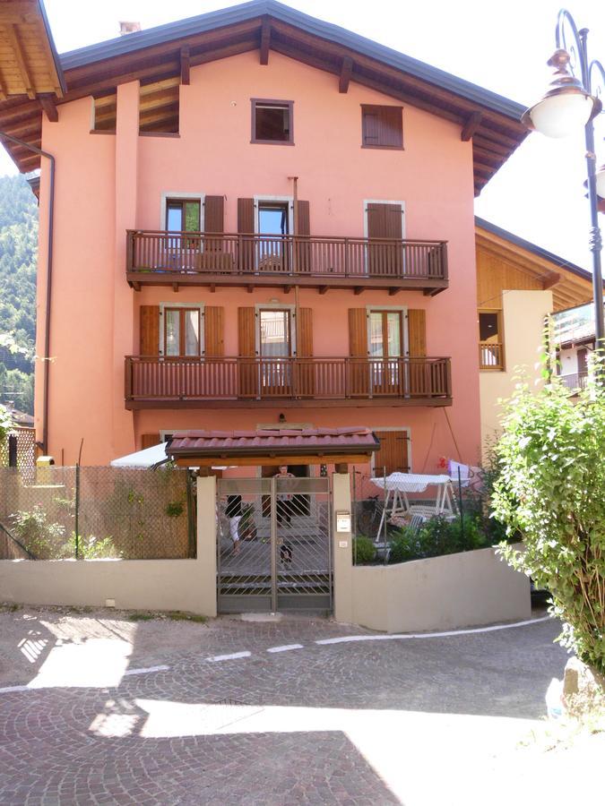 Ferienwohnung Casa Tonia Tilliarn Exterior foto