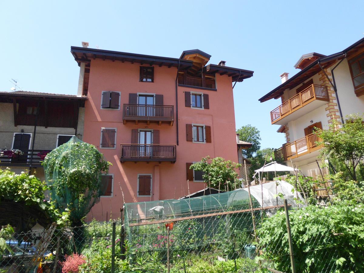 Ferienwohnung Casa Tonia Tilliarn Exterior foto